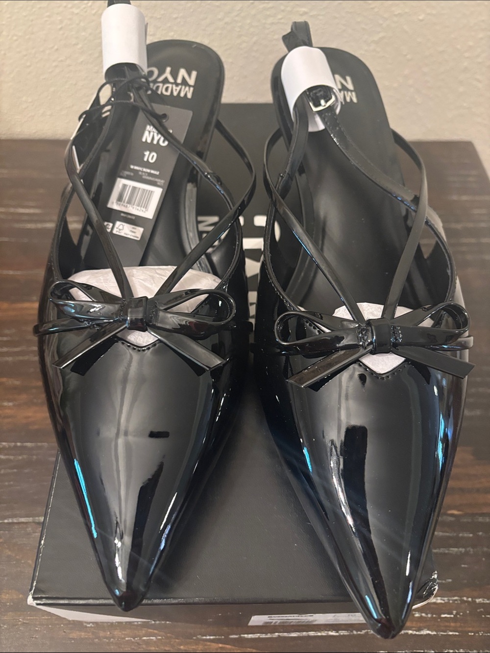Madden NYC Black Patent Pointed Slingback  kitten heels with bow